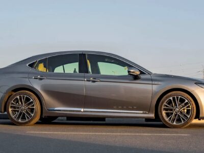 2025 Toyota Camry LE Hybrid 4 Cylinder Engine Grey Beige