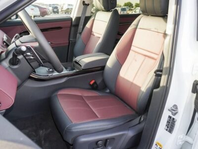 2024 Land Rover Range Rover Evoque P250 DYNAMIC SE White Maroon