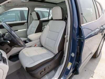 GMC Acadia GMC Acadia Denali 2.5 litre 4 Cylinder AWD 2024 Blue White