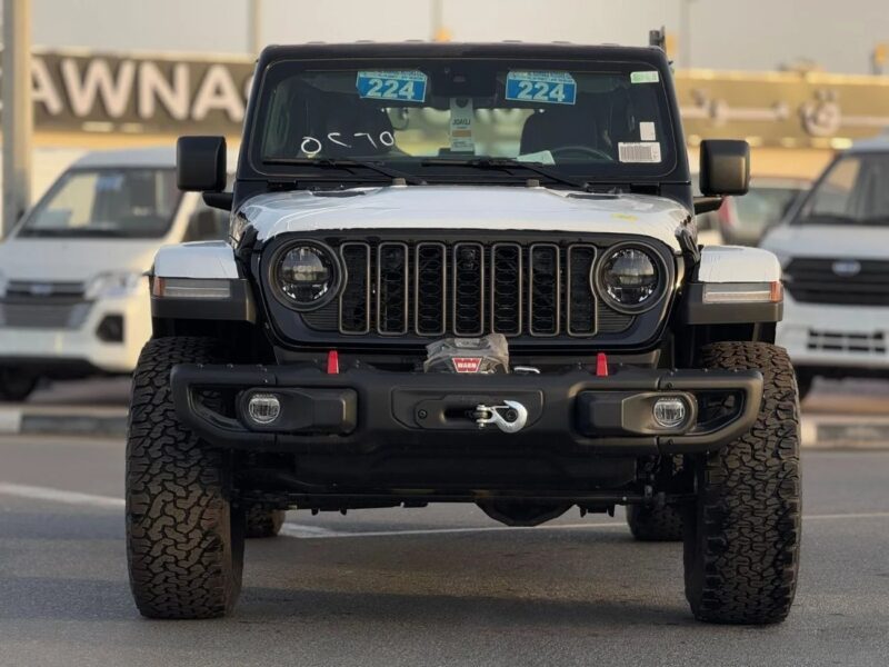 2025 Jeep Wrangler Rubicon 2.0T Black GCC Specifications