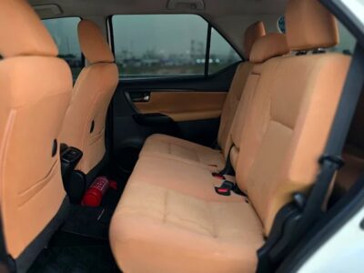 2019 Toyota Fortuner EXR 4 Cylinder Engine SUV White Brown