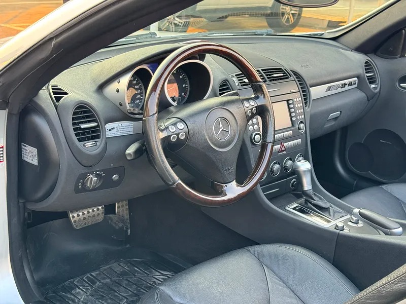 2005 Mercedes-Benz SLK-Class SLK 350 in Perfect Condition Silver Black