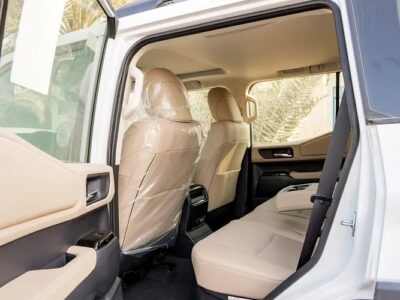 2025 Toyota Prado Other 4 Cylinder Engine White Beige GCC