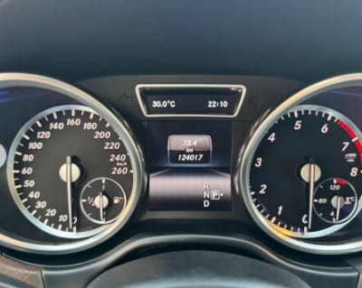 2015 MERCEDES BENZ GL550 V8 AUCTION GRADE 4/B