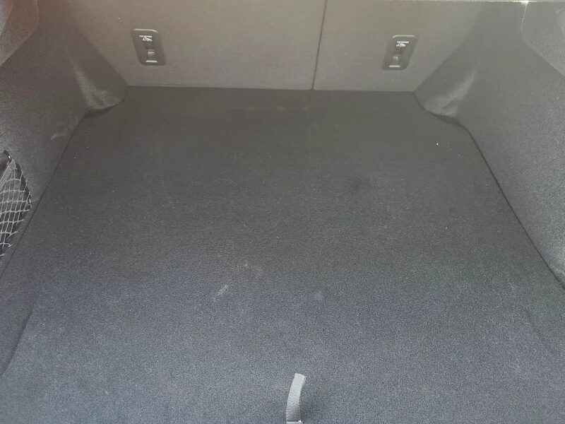 2024 MG MG7 Elegance 1.5 Turbo Full option 4-Cylinders Engine White Green