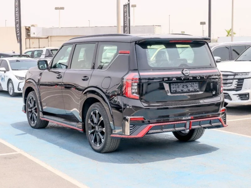 Nissan Patrol 2026 Nissan Patrol NISMO 3.5L Twin-Turbo Black Red