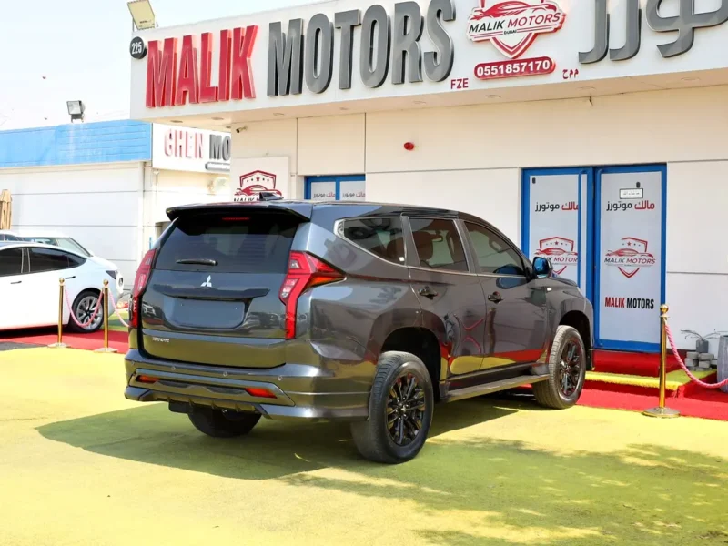 2022 Mitsubishi Montero Sport GLS 2WD 6 Cylinder Engine Grey Black