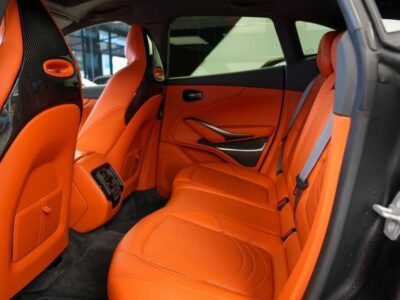 Aston Martin DBX 707 4.0L Twin-Turbo V8 2023 Ultra-High-Performance