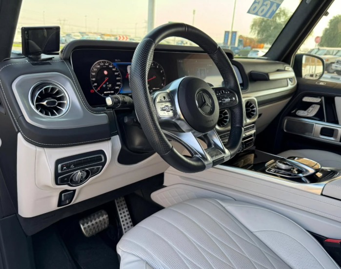 2022 MERCEDES BENZ G63 AMG V8 Black-Beige AUCTION GRADE 4.5/B