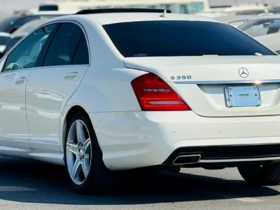 2012 Mercedes-Benz S-Class S 350 Neat and Clean Car White Black