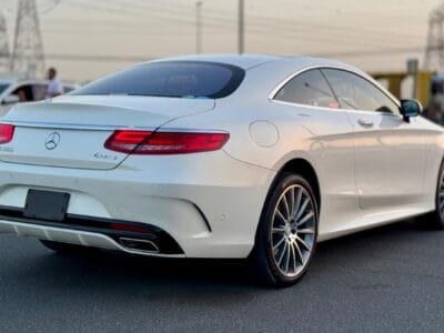 MERCEDES-BENZ S 550 WHITE 2017 A/T Petrol