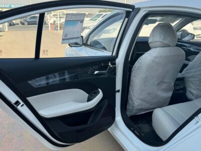 2025 MG MG5 Fully Loaded 1500 L White GCC Specs