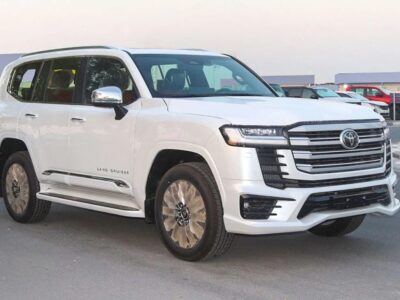 2025 Toyota Land Cruiser LC300 VXR 3.3L Turbo Diesel 4WD A/T White