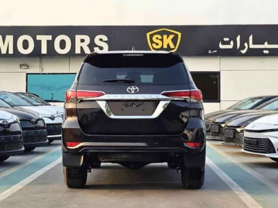 2025 Toyota Fortuner 2.7L V4 PETROL FULL OPTION GCC Specs Brown Tan