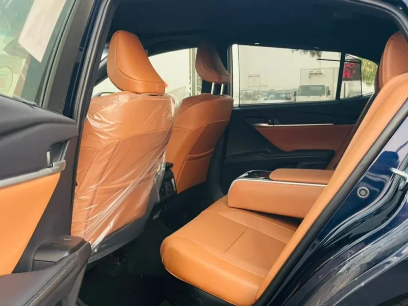 2025 Toyota Camry CAMRY 2.5 HYBRID GCC Specs Blue Tan