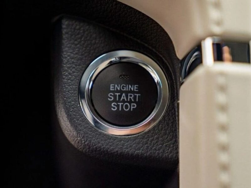 Toyota Rush Toyota Rush 1.5L Petrol MY2023 Red-Black