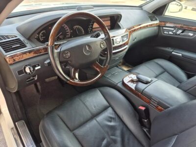 2006 Mercedes-Benz S-Class S 550 White Black in Perfect Condition