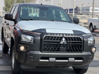 2025 Mitsubishi L200 MITSUBISHI L200 4 Cylinder Engine Manual Grey Black