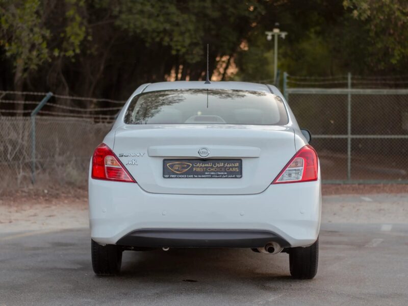 2023 Nissan Sunny SV 4 Cylinder Engine GCC Specs White Beige