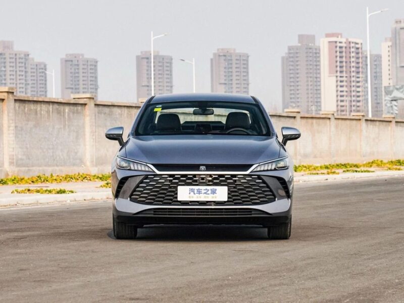 2025 BYD QIN PLUS BYD QIN Plus 1.5L Engine Hybrid Grey Beige