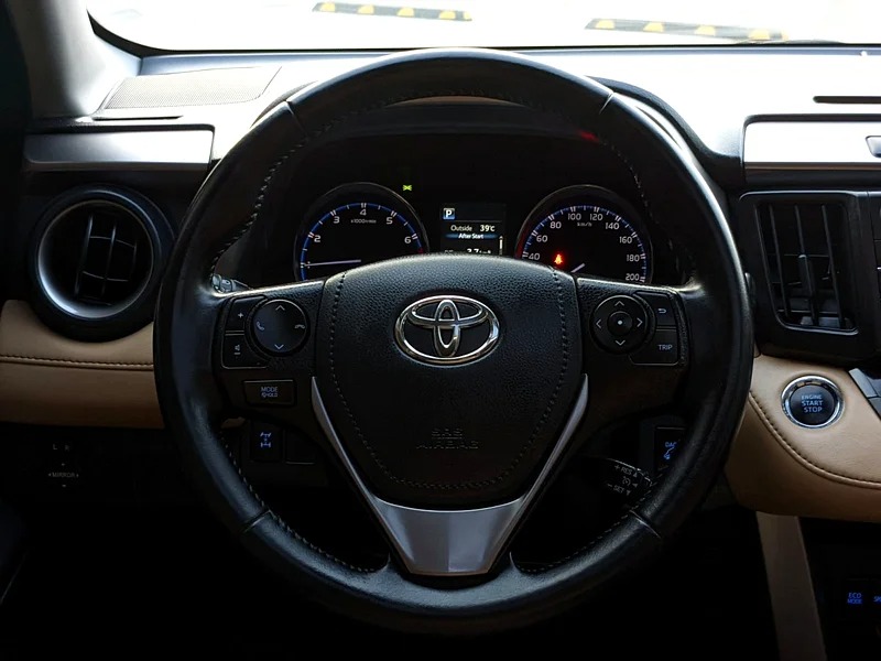 2016 Toyota Rav 4 GXR GCC Full Option SUV White Beige GCC Specs