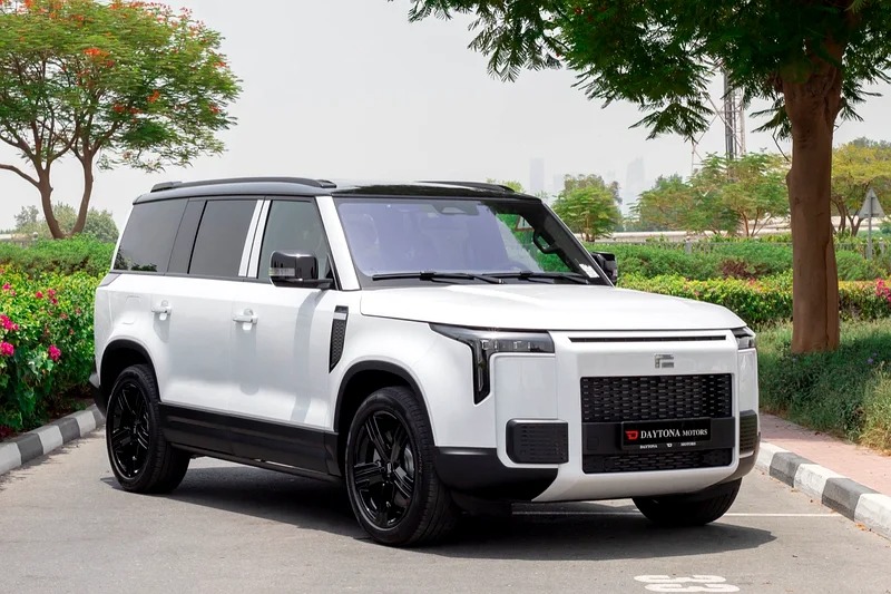 2025 Rox 01 1.5L PLUG-IN HYBRID VIP White Orange