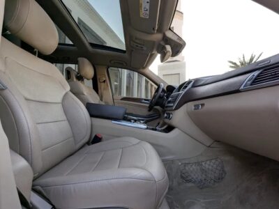 2015 Mercedes-Benz GL-Class GL 500 4matic GCC FULL OPTION Grey Beige