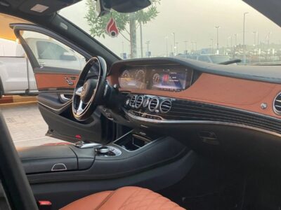 2019 Mercedes Maybach S560 Maybach 5600 litre 8 Cylinder Engine Black Tan
