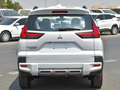 2025 Mitsubishi XpanderCross 1.5L A/T FWD Petrol White Black GCC Specs