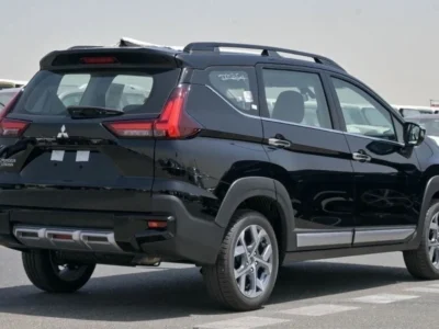 2025 Mitsubishi Xpander Cross 1.5L AT FWD Petrol Black Black GCC Specs