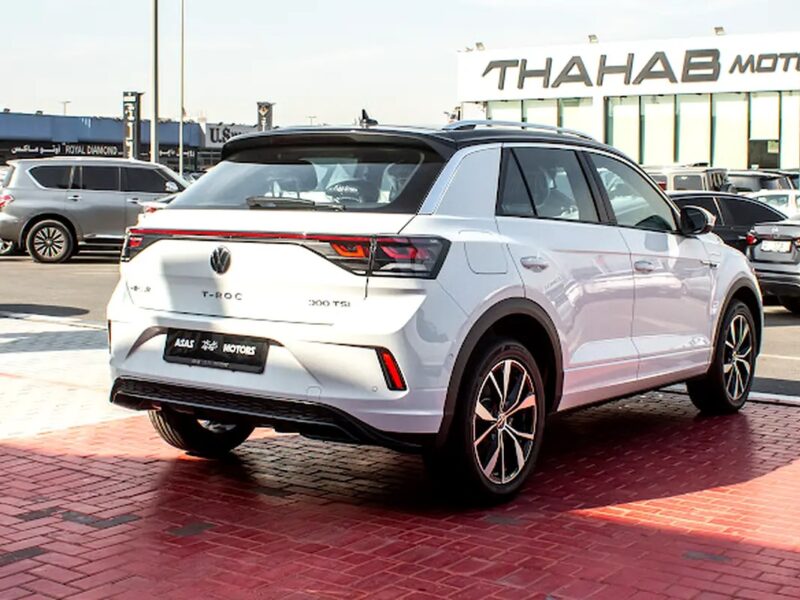 2025 Volkswagen T-Roc R-Line 4 Cylinder Engine Petrol White Black