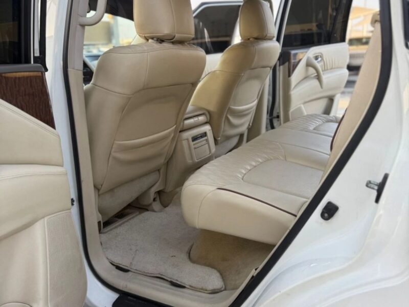 2013 Nissan Patrol SE 4.0 litre 6 Cylinder Engine SUV White Beige