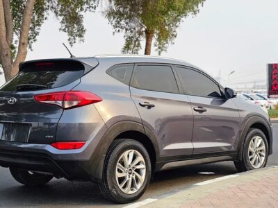2018 Hyundai Tucson Comfort 4 Cylinder Engine SUV Grey Beige
