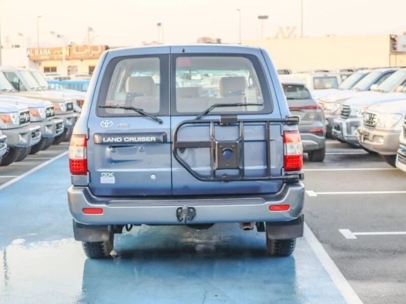 2007 Toyota Land Cruiser GX 4.5L 6 Cylinder Engine 2007 Manual Blue Beige