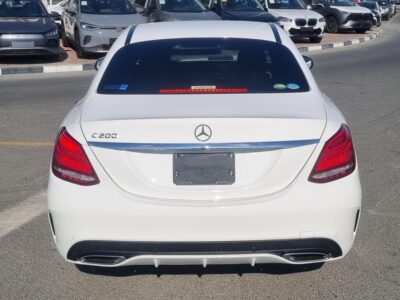 MERCEDES-BENZ C200 2.0-Liter Engine WHITE BLACK 2016