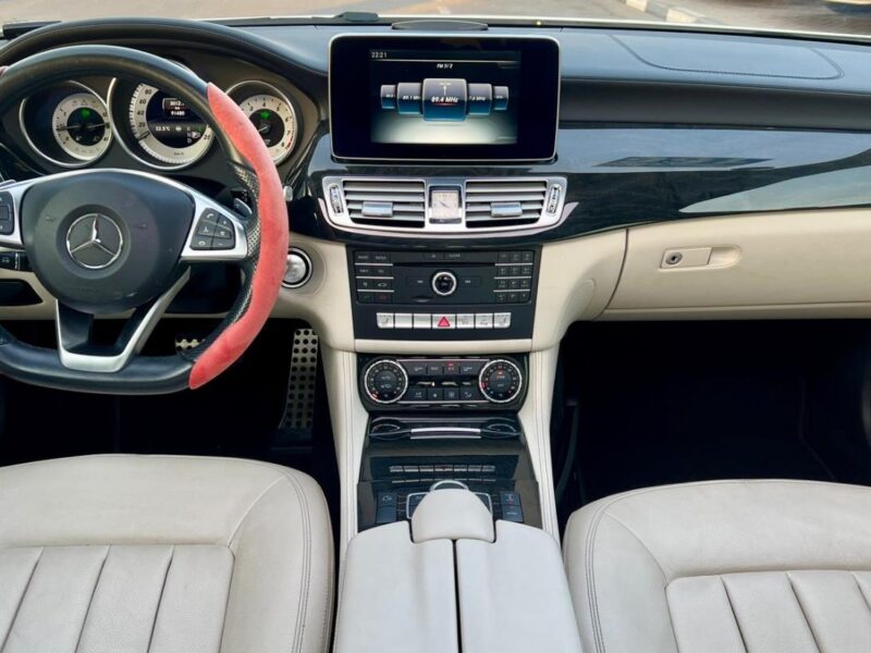 MERCEDES-BENZ CLS 400 3.0-Liter Biturbo V6 WHITE BEIGE 2016