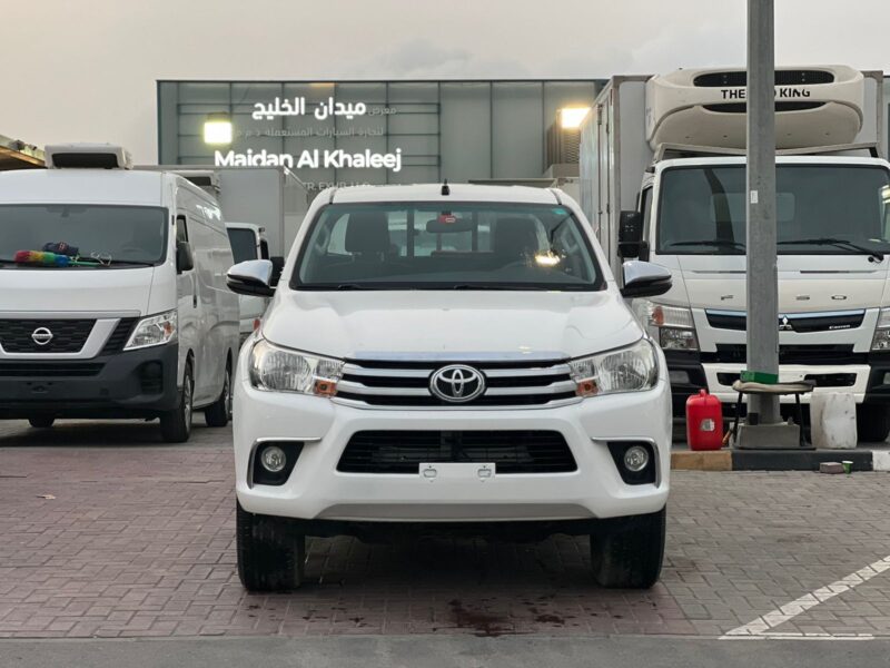 2020 Toyota Hilux 4X4 Fully Automatic GCC Specs White Black