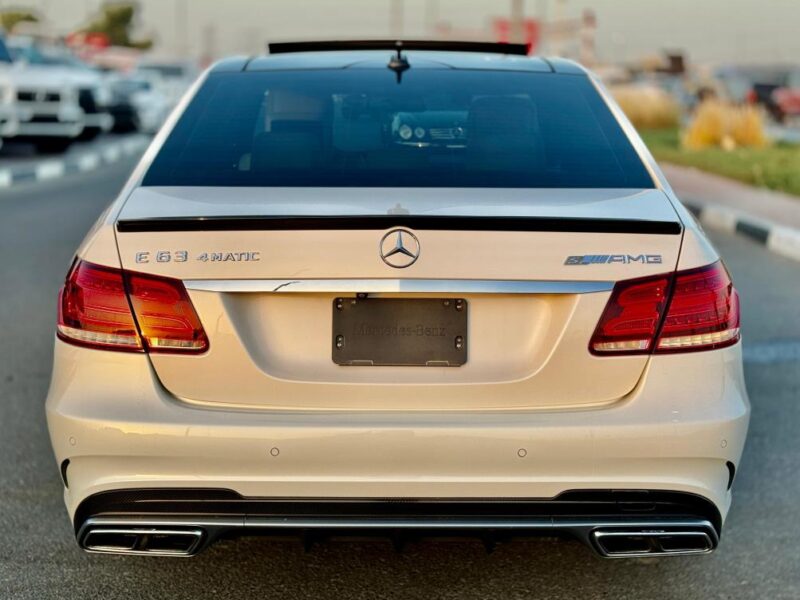 2014 Mercedes-Benz E63 AMG 5.5L twin-turbo V8 White Beige