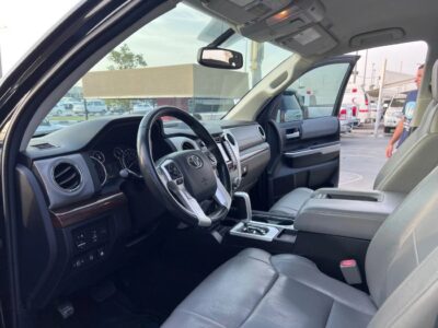 2017 Toyota Tundra Crewmax Limited 5.7 litre 8 Cylinder Engine Black Grey
