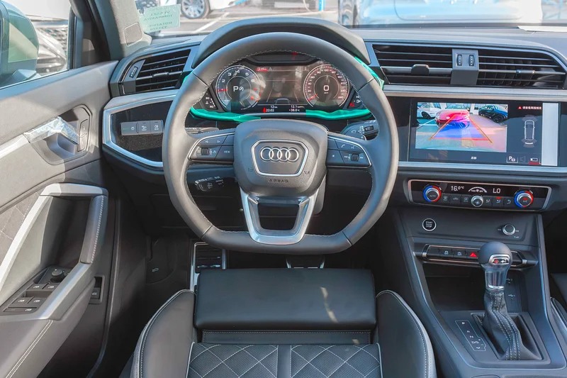 2025 Audi Q3 35 TFSI S-Line 1.5 Turbo TFSI 4 Cylinder Grey Black