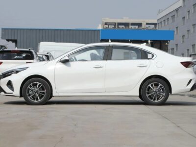 Kia K3 KIA K3 Comfort 1.5L 4 Cylinder Engine 2025 White Black