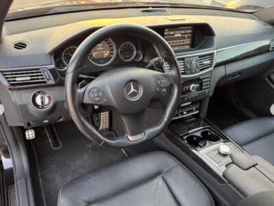 2009 MERCEDES BENZ E550 AMG BODY KIT V8 AUCTION GRADE 4/B Black