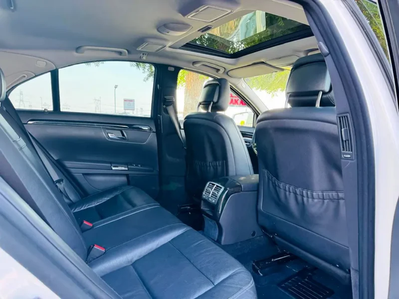 2012 Mercedes-Benz S-Class S 350 Neat and Clean Car White Black