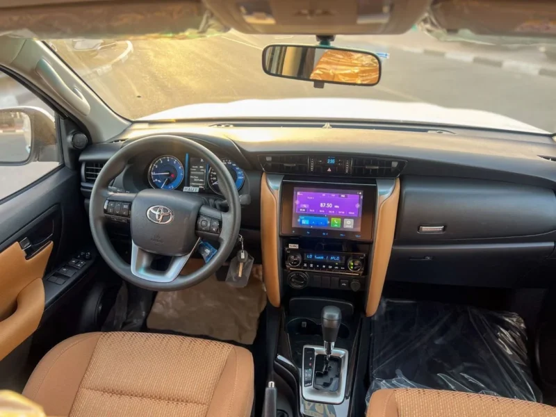 2024 Toyota Fortuner GX2 2.7 litre 4 Cylinder Engine 4WD White Tan GCC