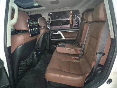 Toyota Land Cruiser VXR 5.7L 4WD GRAND TOURING 2020