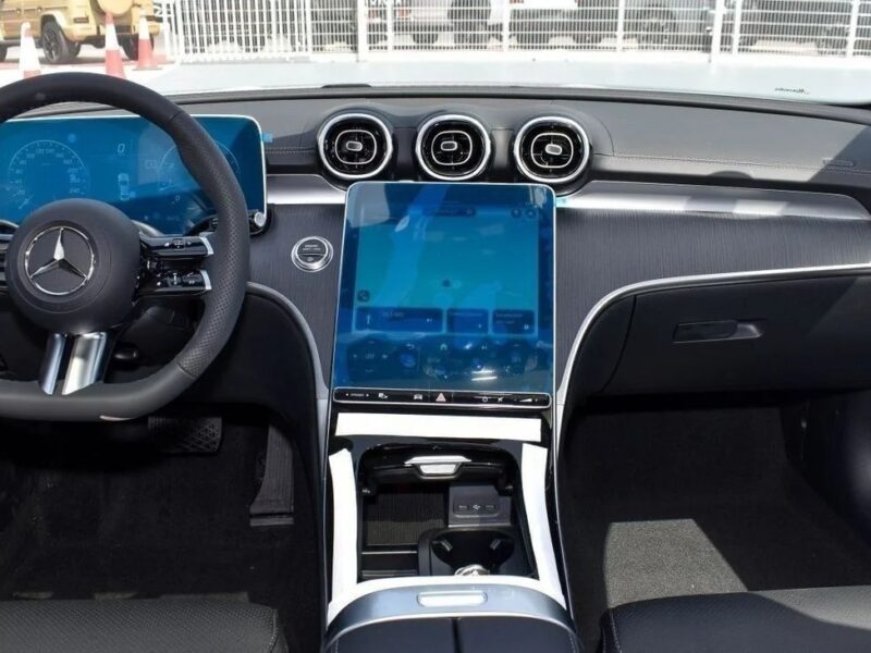 Mercedes-Benz C 200 Mercedes Benz C200 1.5T LWB - 2025 White Black