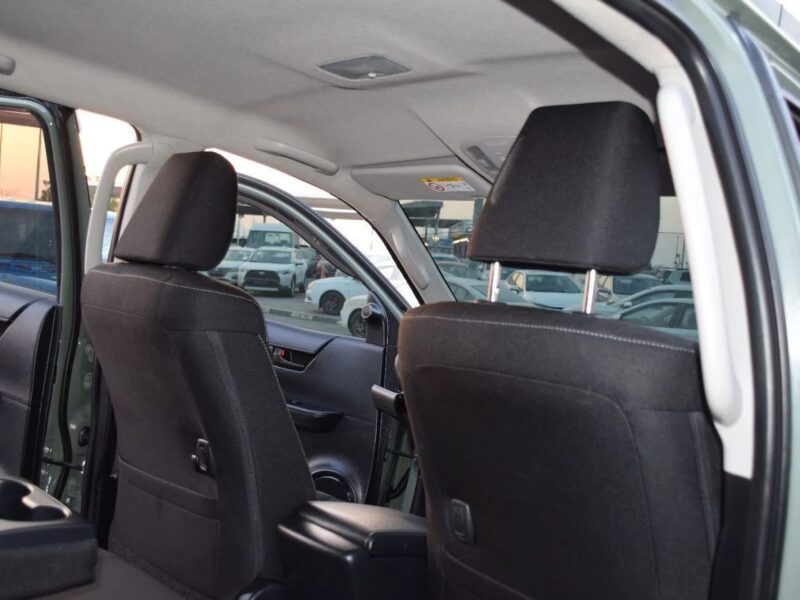 2021 Toyota Hilux S GLX 2.8L 4 Cylinder Engine AWD AT Diesel Green Black