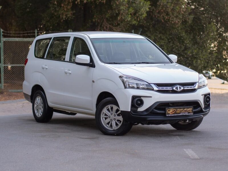 2020 CMC Z7 Standard 4 Cylinder Engine FWD GCC Specs White Black