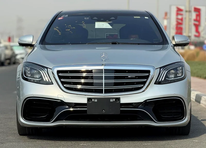 2018 Mercedes-Benz S-Class S 63 AMG 8 Cylinders Engine Silver Black Sedan