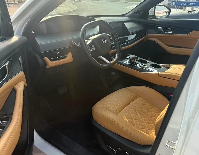 2025 Changan UNI-K Platinum 2.0L Turbo AWD Petrol White Tan